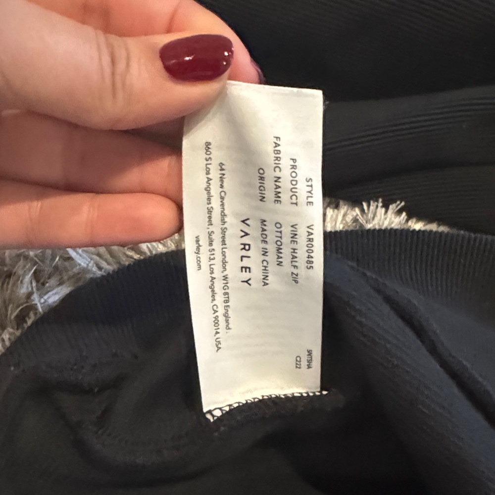 Varley Black Pine Half Zip Pull Over Sweatshirt - image 6